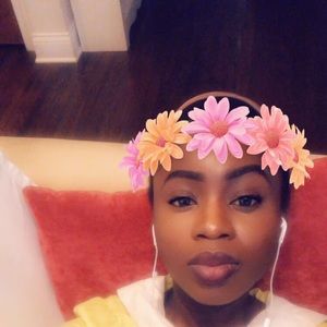 Meet your Posher, Pamela